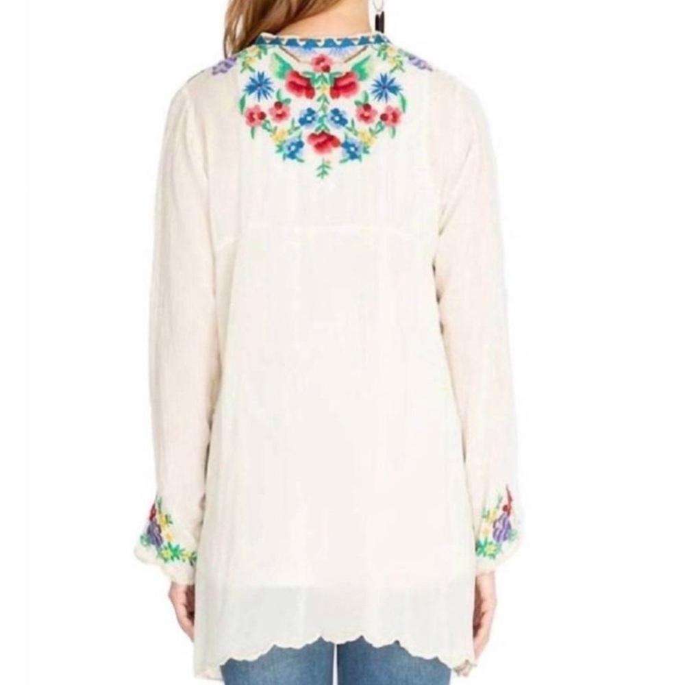 Johnny Was heavily embroidered Gala tunic in Shell NWT - Picture 3 of 10